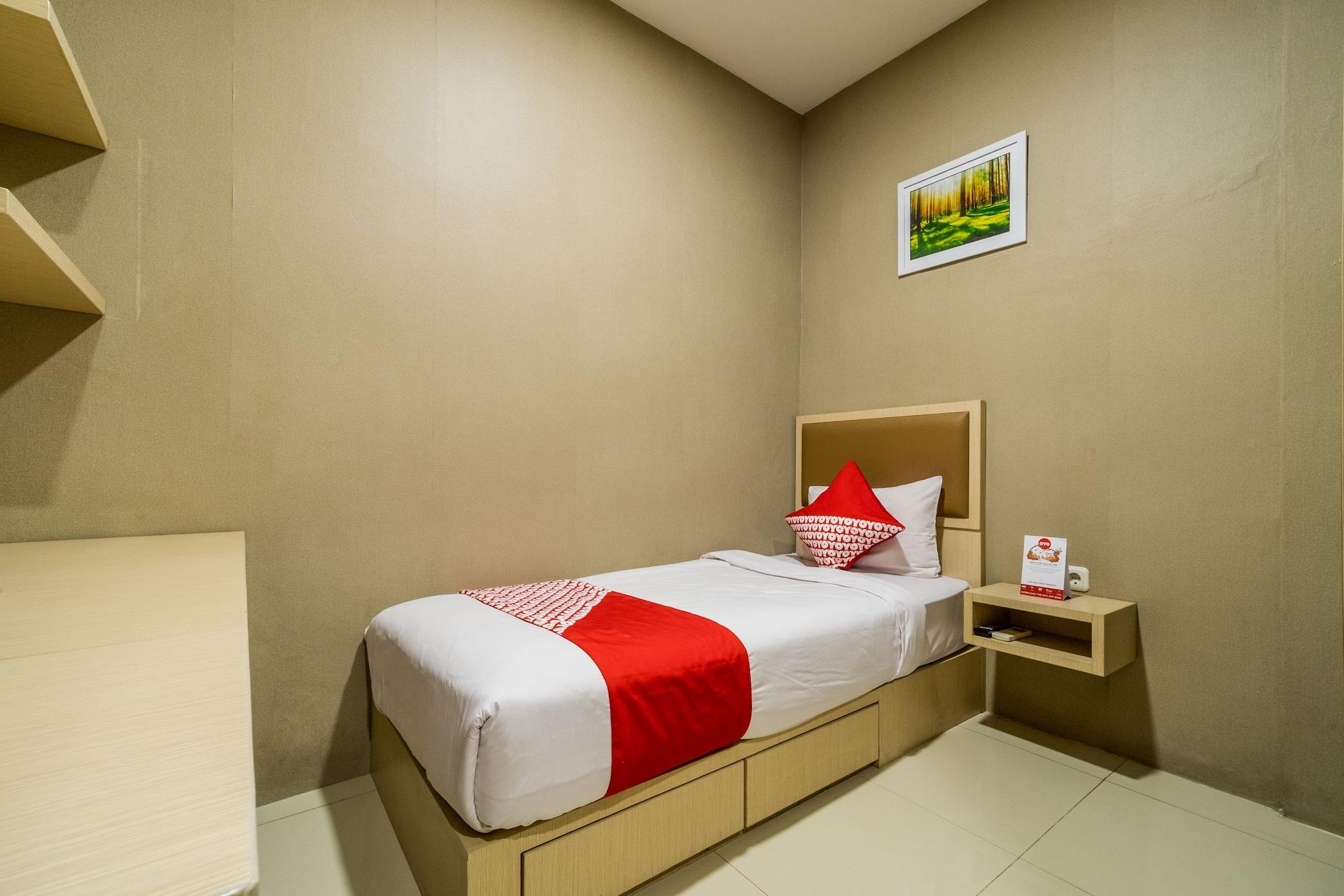 Oyo 279 Deli Homestay Medan Luaran gambar
