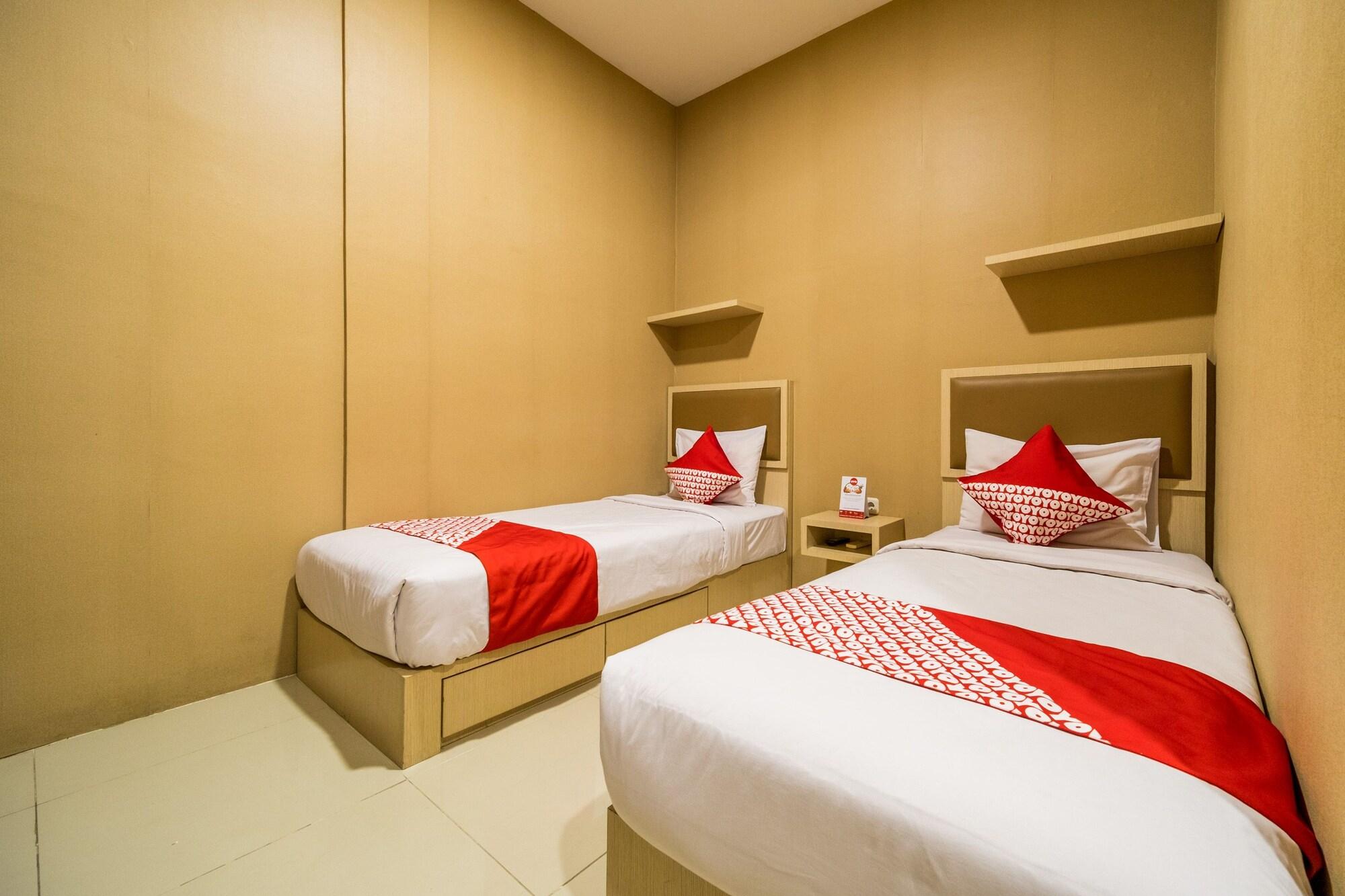 Oyo 279 Deli Homestay Medan Luaran gambar
