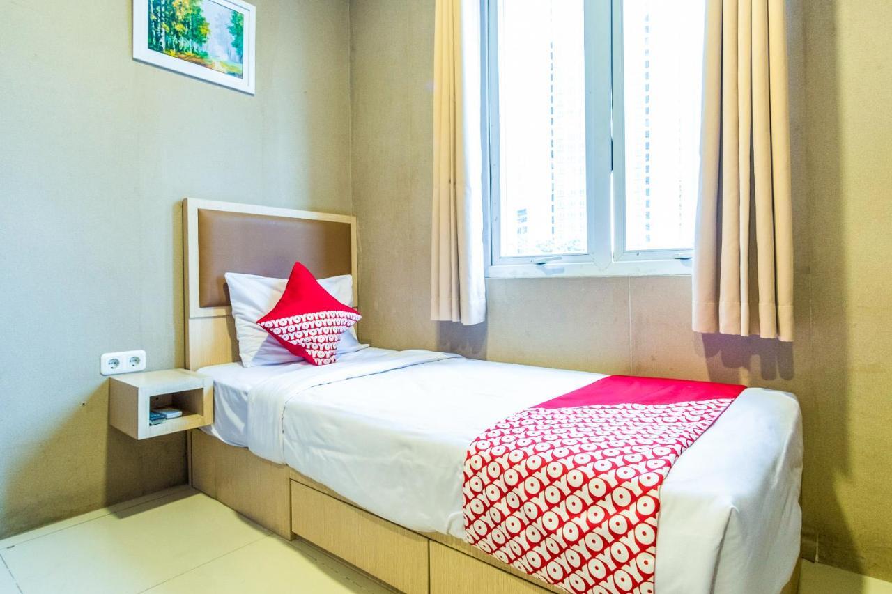 Oyo 279 Deli Homestay Medan Luaran gambar