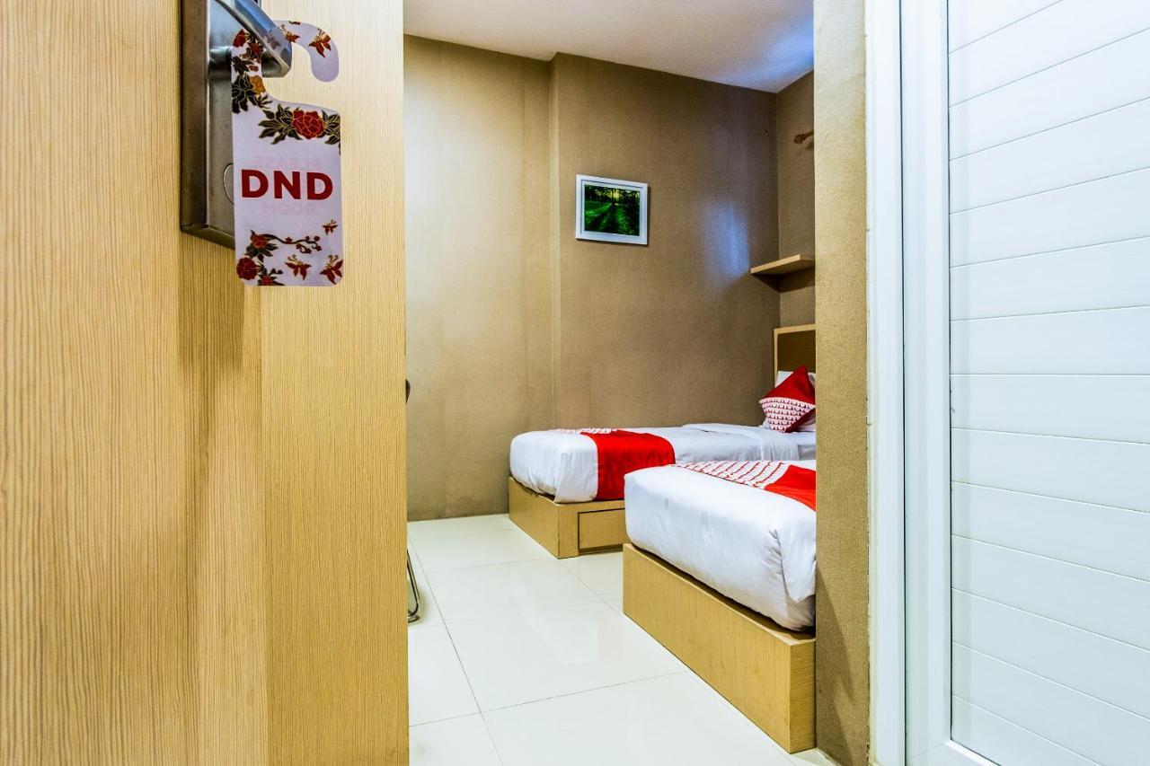 Oyo 279 Deli Homestay Medan Luaran gambar