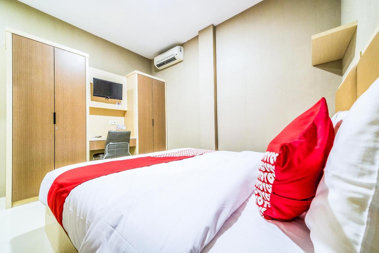 Oyo 279 Deli Homestay Medan Luaran gambar